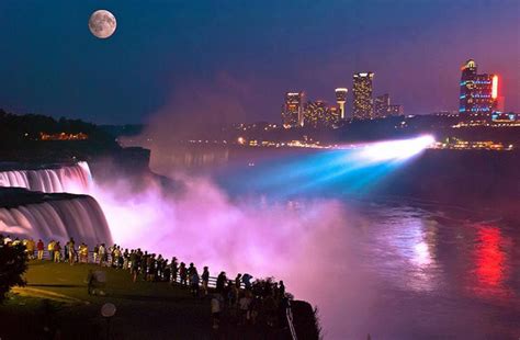 Colorful Illumination at Niagara Falls - XciteFun.net