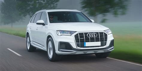 Audi Q7 Hybrid Review 2025 | Drive, Specs & Pricing | Carwow