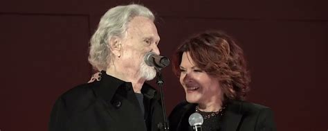 Emotions Flow as Kris Kristofferson Joins Rosanne Cash for Iconic ...