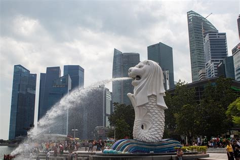 Myths and Facts about Singapore’s Merlion Statue |The Beat