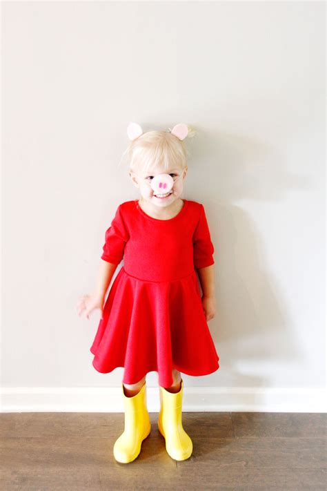 This Peppa Pig costume DIY is perfect for Halloween and dress-ups after ...