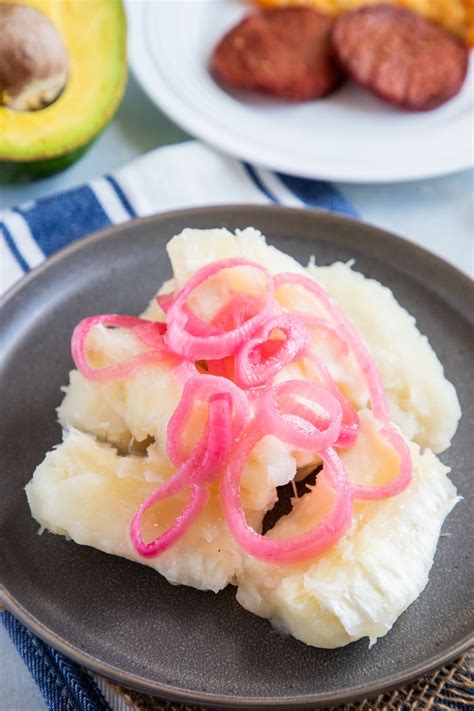 Boiled Yuca with Sauté Onions - My Dominican Kitchen