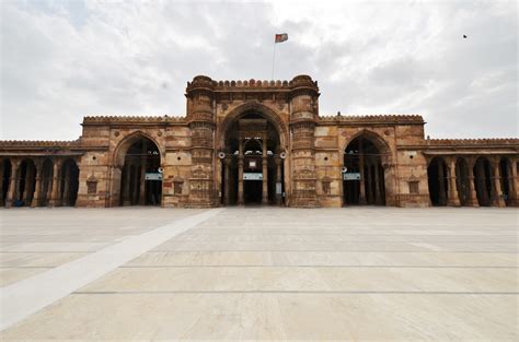 Jami Masjid at Ahmedabad - Islamic Architecture in India