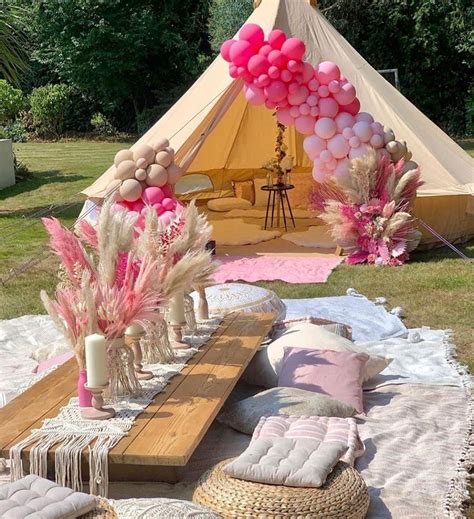 Boho outdoor picnic inspo | Backyard birthday parties, Backyard ...