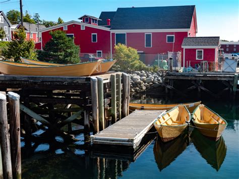 Lunenburg, Nova Scotia Travel Guide: What to See and Do - Thyme & Love