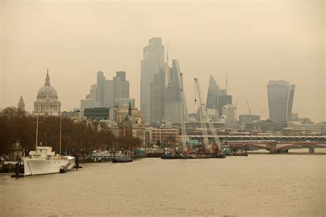 Saharan dust cloud hits UK ahead of ‘hottest day of the year so far ...