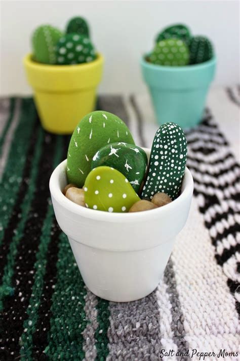 10 Unique DIY Pebbles Crafts To Try