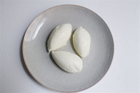 The Ultimate Guide to Making a Quenelle - The Baker's Almanac