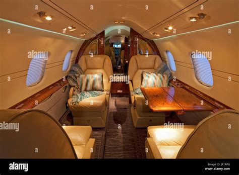 Learjet interior hi-res stock photography and images - Alamy