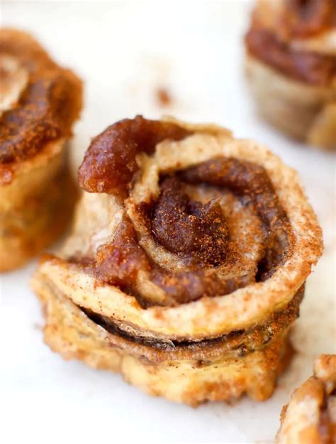 Banana Cinnamon Rolls (No Dehydrator!) | 3-Ingredient Vegan Recipe