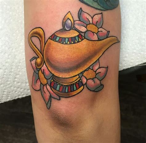 Disney Aladdin Lamp Tattoo | Lamp tattoo, Disney tattoos, Genie lamp tattoo