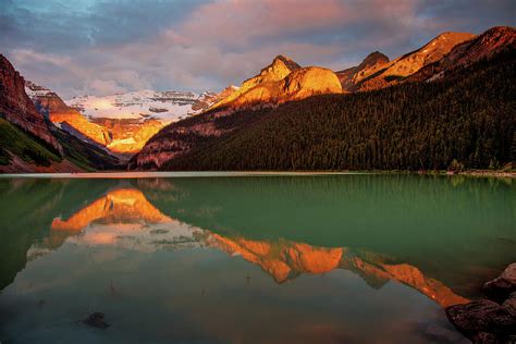 Lake Louise Sunrise Photograph by Joe Ladendorf