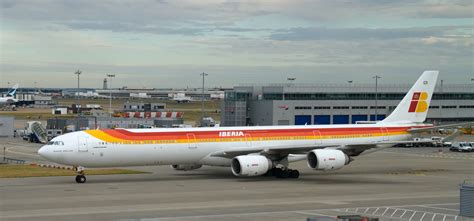 File:Iberia Airbus A340 600.jpg - Wikimedia Commons