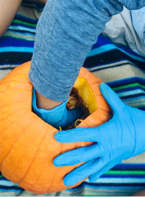 Zring: Gutting the gourd out of a pumpkin!