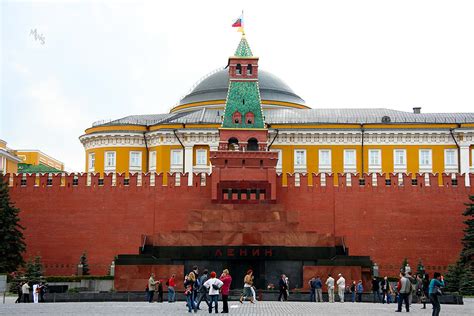 Visit Lenin’s Mausoleum Moscow, Lenin’s Tomb Moscow