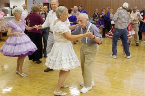 Pasadena-based square dance group is ageless