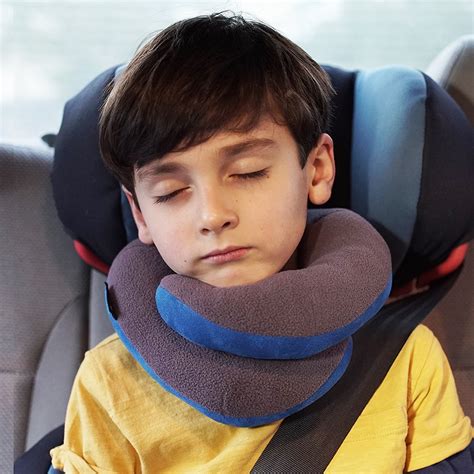 BCOZZY Review: The Best Kids Travel Neck Pillow