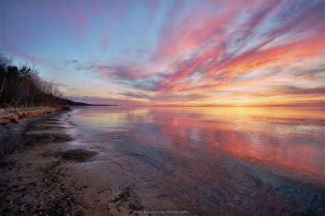 Sunrise on the sunrise side of Michigan. Lake Huron, Greenbush, MI ...