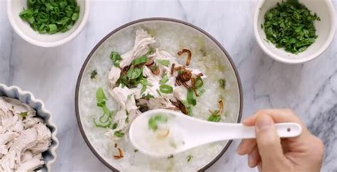 Chao Ga recipe (Vietnamese Chicken Rice Porridge / Congee)