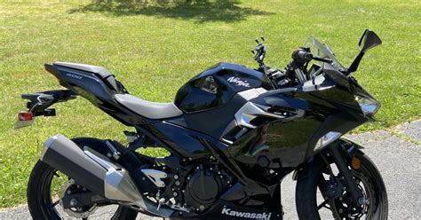 2019 Kawasaki Ninja 400 Motorcycle Rental in Saylorsburg, PA m-9w6d7re