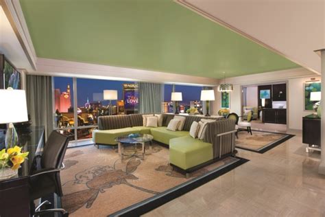 •MIRAGE RESORT & CASINO• | Las Vegas Suites