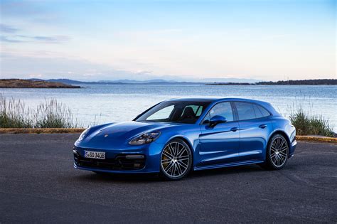 2018 Porsche Panamera Sport Turismo First Drive Review | Automobile ...