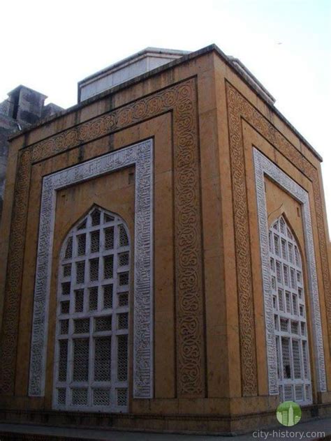 Qutb-Ud-Din Aibak's Tomb - Lahore History