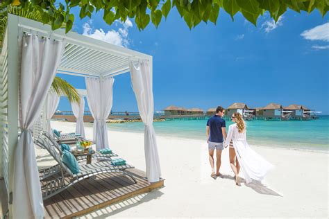 10 Benefits of a Destination Wedding at Sandals Resorts | David's ...