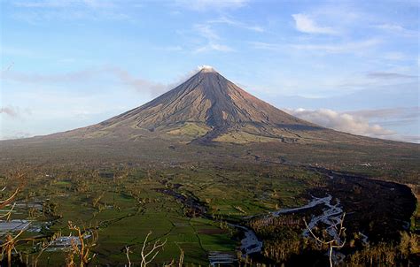 Mayon - Wikipedia