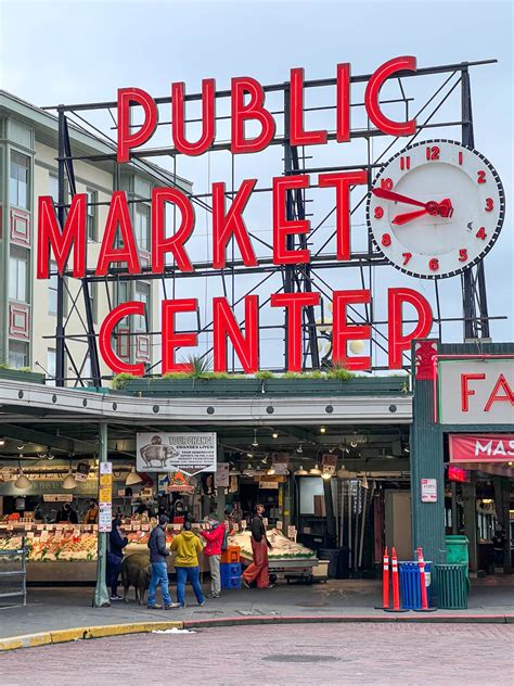 A Tour of Pike Place Market in Seattle, Washington - Feastio