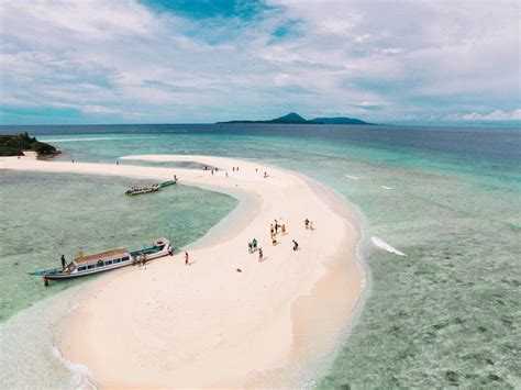 Potensi Wisata Pulau Hatta, Kepulauan Banda Naira Maluku Tengah