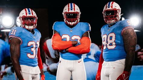 Tennessee Titans Don Throwback Houston Oilers Uniforms - Archysport