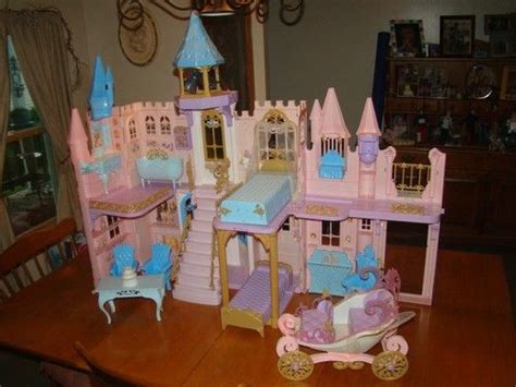 BARBIE PRINCESS AND THE PAUPER CASTLE DOLL HOUSE W FURNITURE CARRIAGE ...