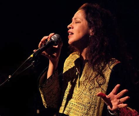 Grammy-nominated singer Perla Batalla to perform this weekend for ¡Viva ...