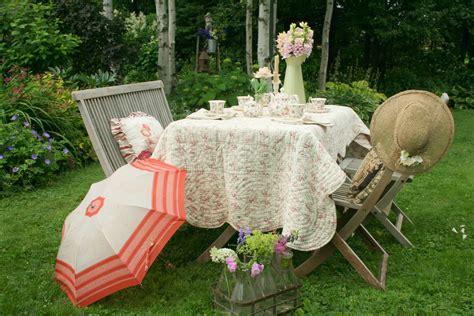 Aiken House & Gardens: Afternoon Tea in the Garden