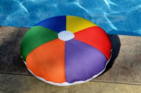 The Pool Supply Shop 26" Beach Ball Multi-Color Round Flat Floating ...