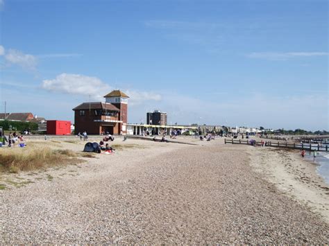 Littlehampton Beach - West Sussex | UK Beach Guide