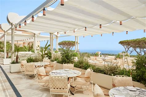 10 Great Restaurants in St Tropez - Where to Eat in St Tropez and What ...