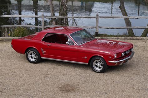 1966 Ford Mustang 289 Coupe Auto Candy Apple Red - Muscle Car