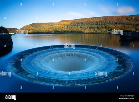 Upper derwent reservoir england Banque de photographies et d’images à ...