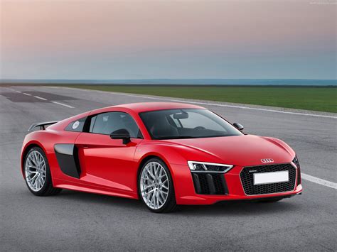 A Devastatingly Fast Audi! It’s an R8 Supercar