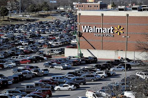 Walton kin buying Walmart properties | Northwest Arkansas Democrat-Gazette