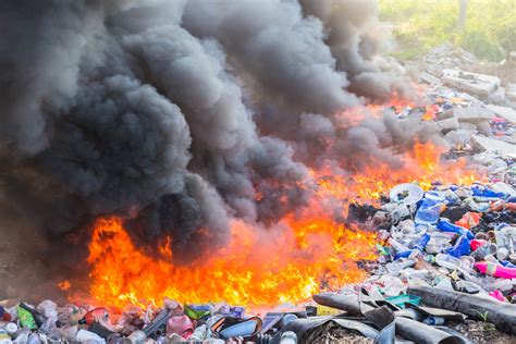 Environmental Factor - August 2022: Burning plastic can affect air ...