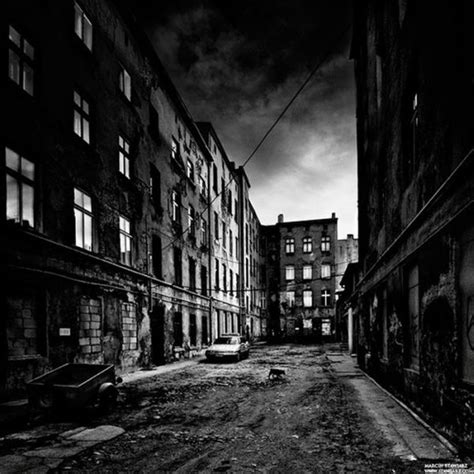 Fresh Pics: 50 Beautiful Examples of Urban Decay Photography