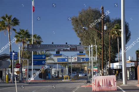 International Border Crossing Sonoyta Sonora Mexico Editorial Stock ...