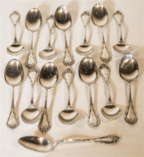 Lot 271: Sterling Silver Flatware Setting – Willis Henry Auctions, Inc.