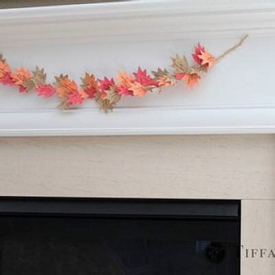 Thanksgiving Leaf Garland {Thanksgiving Craft} – Tip Junkie