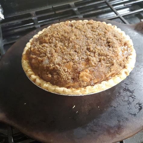 Apple Streusel Pie Recipe - Daily Recipes