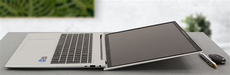 HP EliteBook 865 G9 Laptop Review 1000-nits Sure View, 52% OFF