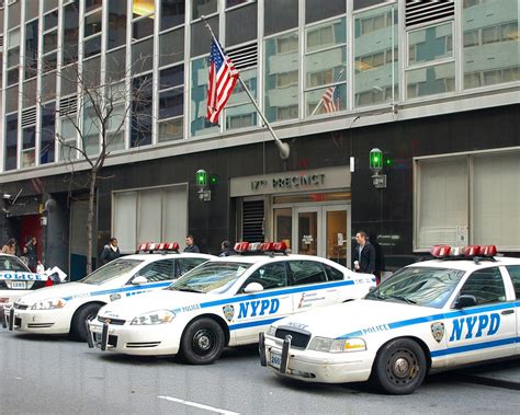 P017 NYPD Police Station Precinct 17, Midtown Manhattan, N… | Flickr